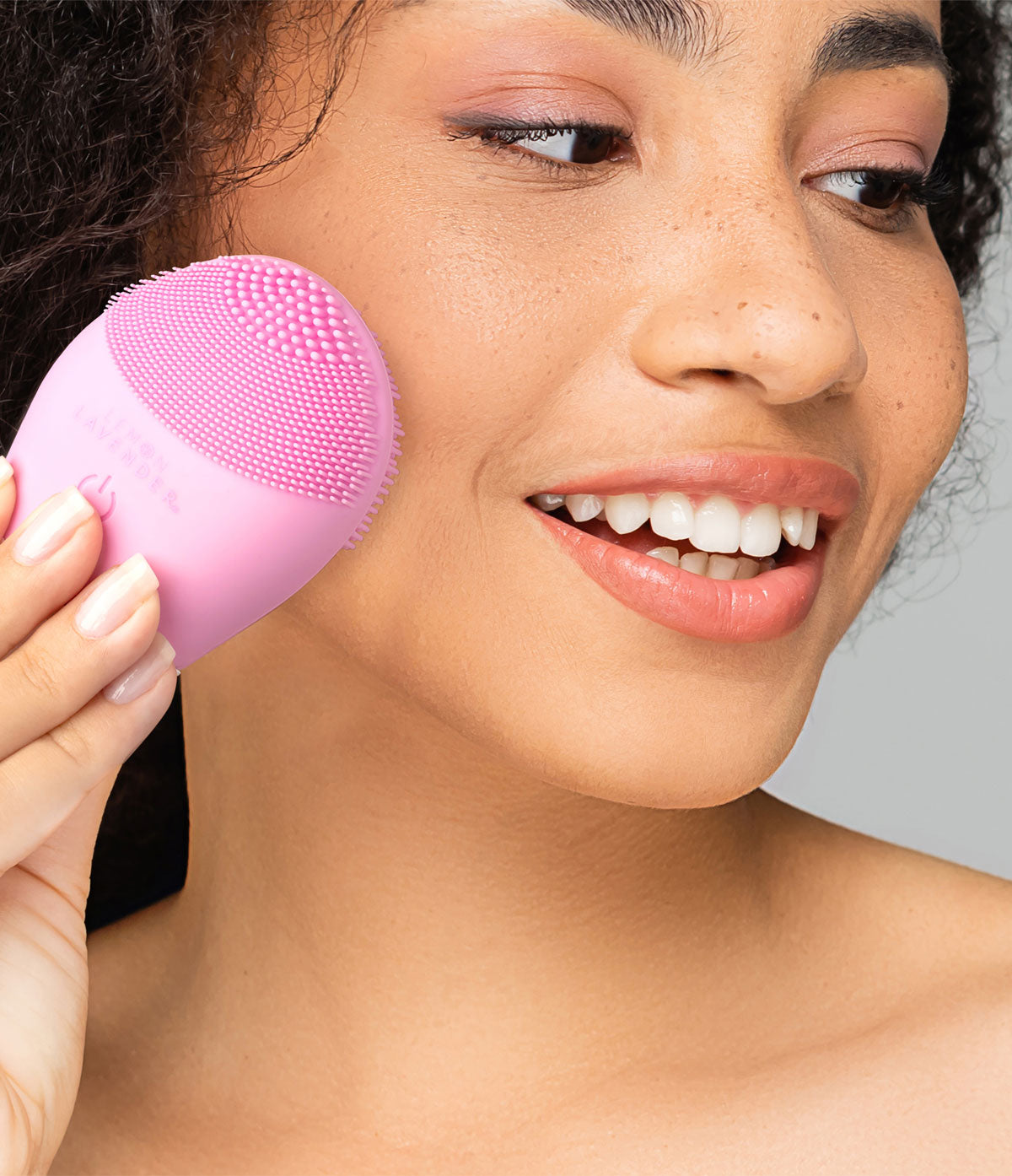 Lemon Lavender Lemon Lavender® It's a Vibe Cleanser Brush  - The Attic Boutique