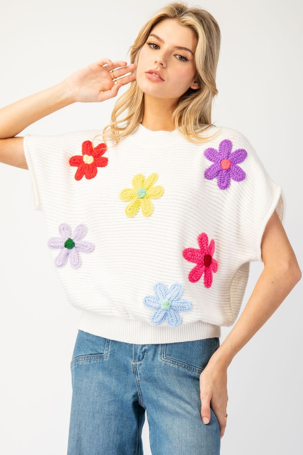 The Attic Boutique Daisy Flower Top Top - The Attic Boutique