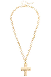 Cici Hammered Cross Necklace in Shiny Gold